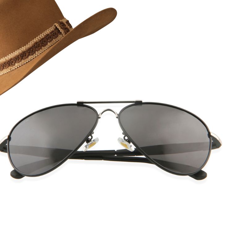 Aviator Sunglasses with Polarised and UV Protected Lens for Men
