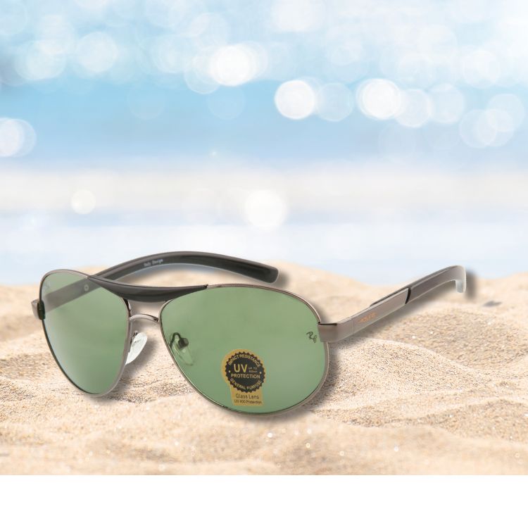 Unisex Green Lens & Gunmetal-Toned Aviator Sunglasses with UV Protected Lens